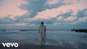 COMES IN WAVES song by Jessie J