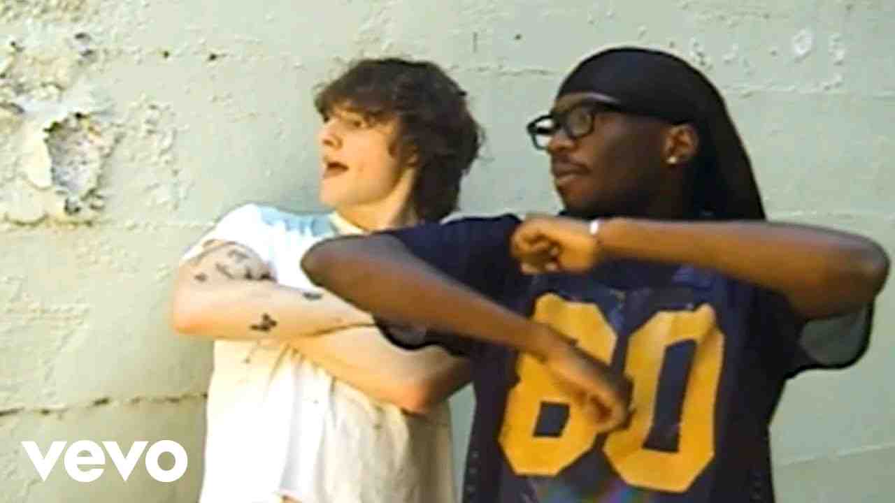 Master Peace - Love Hate Lyrics (feat. Thomas Day)