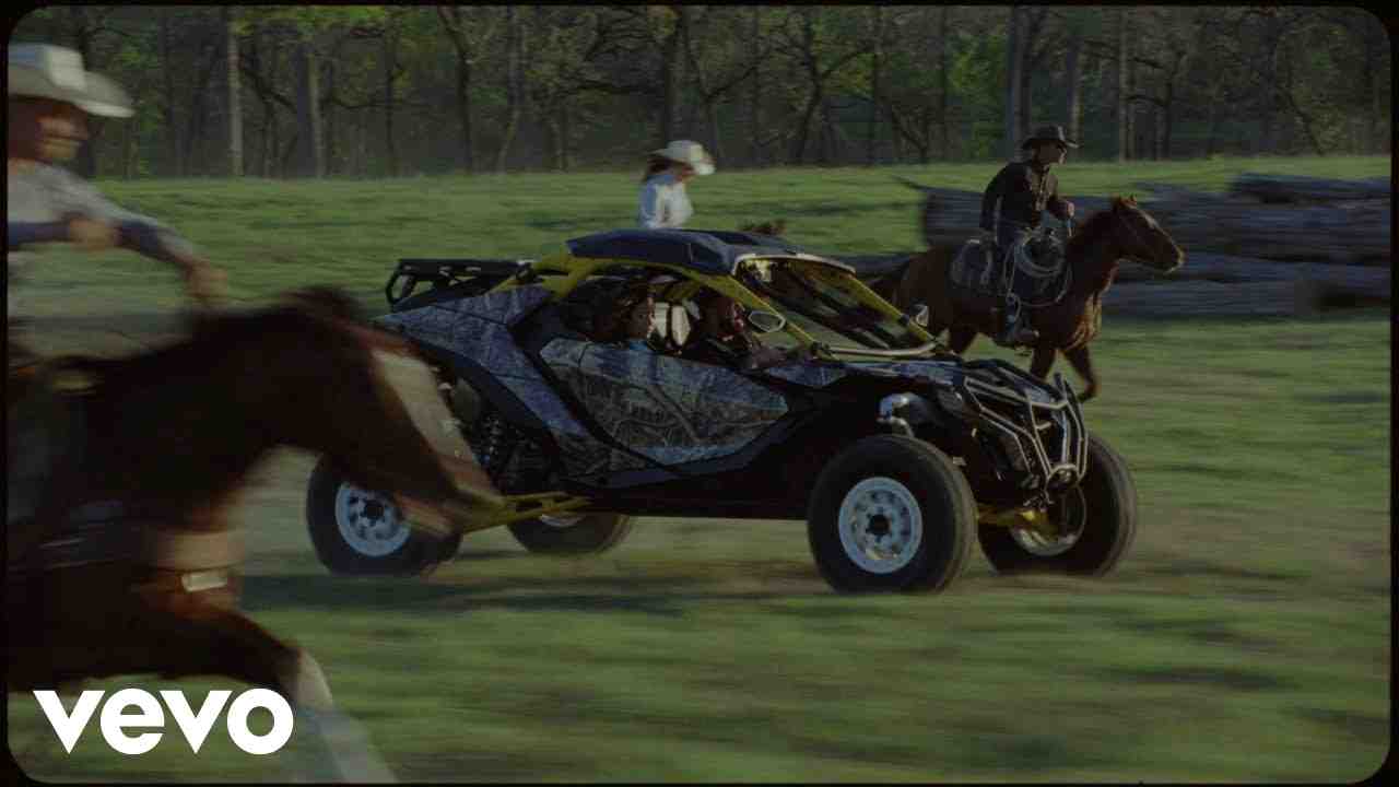 Plot Twist - New Single by Drake ( From "ICEMAN")