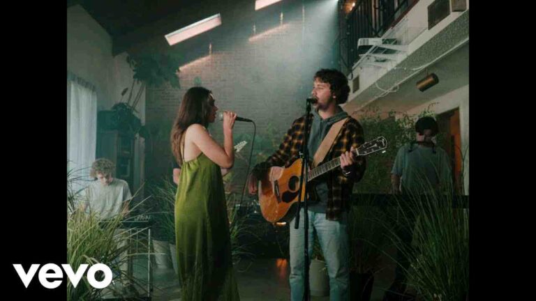 Keep Comin' Back Lyrics - Sons of Habit & Ava Hall