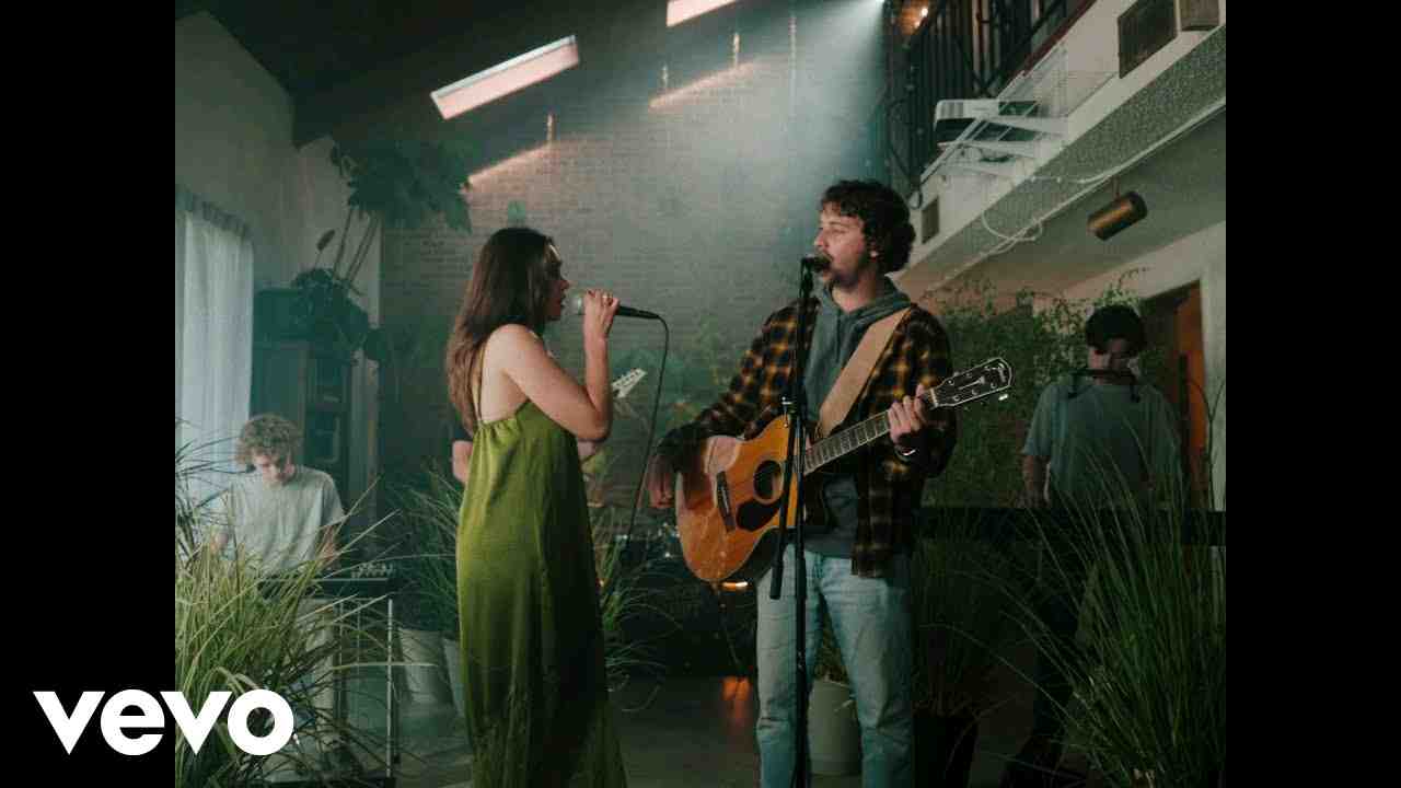 Keep Comin' Back Lyrics - Sons of Habit & Ava Hall