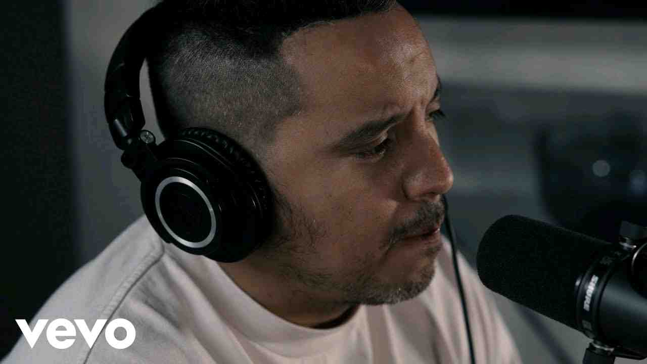 No Pasa Nada Letra - Pablo Preciado ( ft. Carín León)